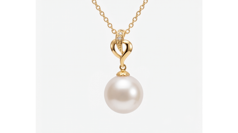 Freshwater Pearl & Diamond Pendant