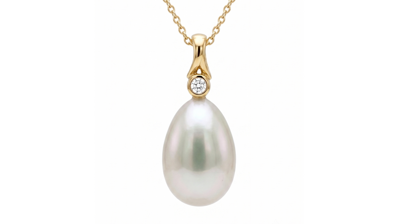 Freshwater Pearl & Diamond Pendant