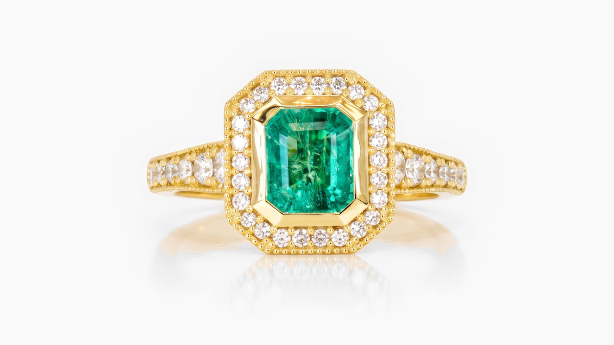Emerald & Diamond Ring