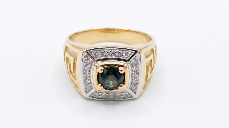 1.01ct Sapphire & Diamond Ring