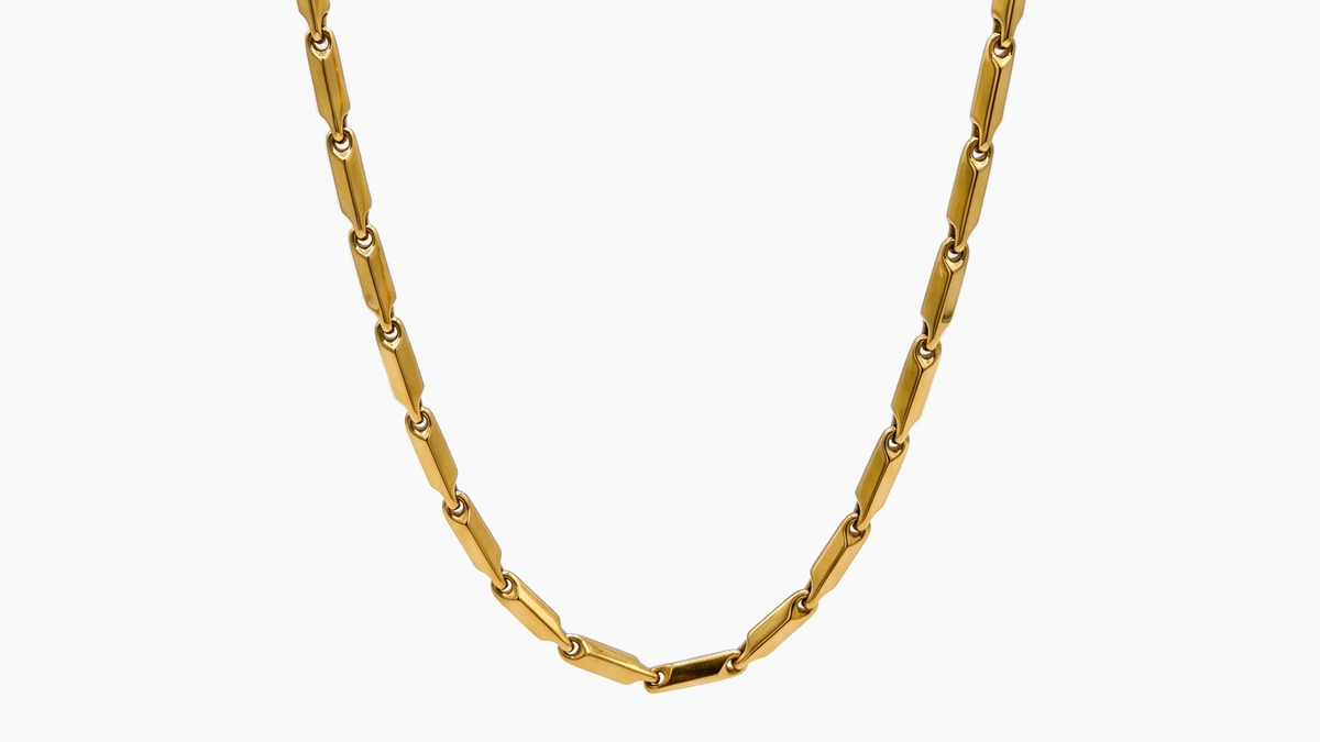 Cadence chain with polished 9ct yellow gold links, approximately 2.5mm wide